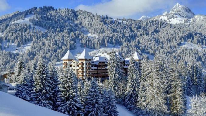 A WINTER GETAWAY AT ALPINA GSTAAD IN SWITZERLAND