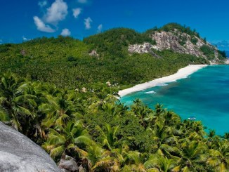 best luxury resorts hotels Seychelles