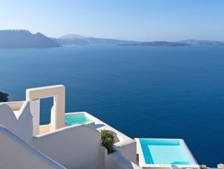 CANAVES OIA SUITES