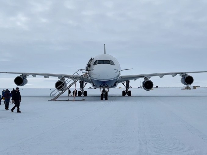 HI FLY AIRBUS A340 ANTARCTICA