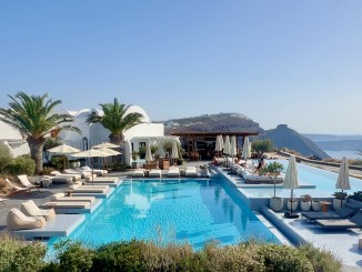 review nobu hotel santorini