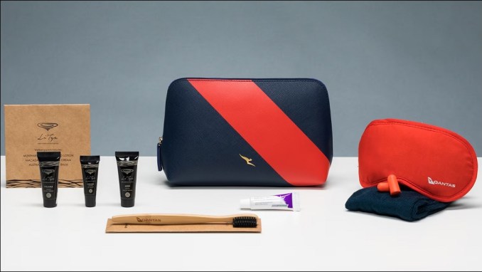 QANTAS BUSINESS CLASS AMENITY KIT