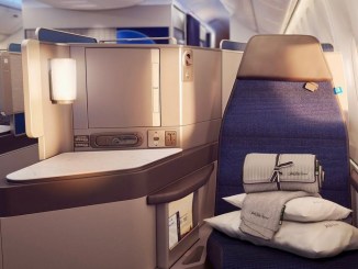 review united airlines polaris business class boeing 777-300er